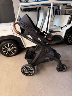 Nuna pipa urbn infant car seat and Demi next stroller travel system