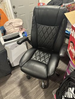 Black Office Chair 