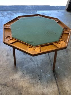 Poker table