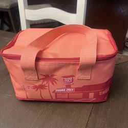 Trader Joe’s Cooler Lunch Bag . 
