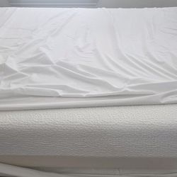 Queen Matreess With Foundation 