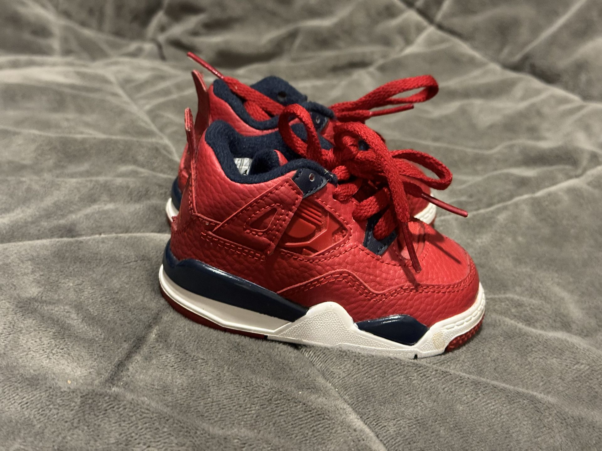 Red Jordans 4C