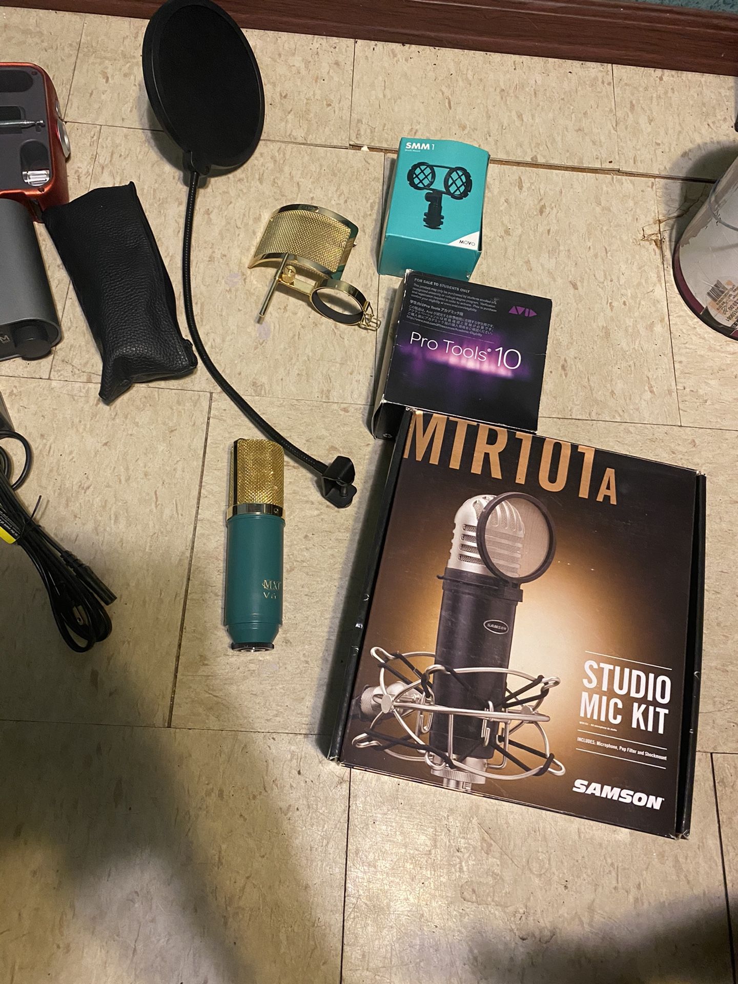 Recording Equiptment 67G MXL