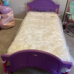 Toddler Bed With Mattress 