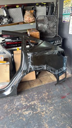 Tesla Model Y 20-27 lh quarterpanel oem
