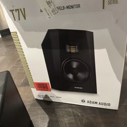 2 Speaker M- Audio