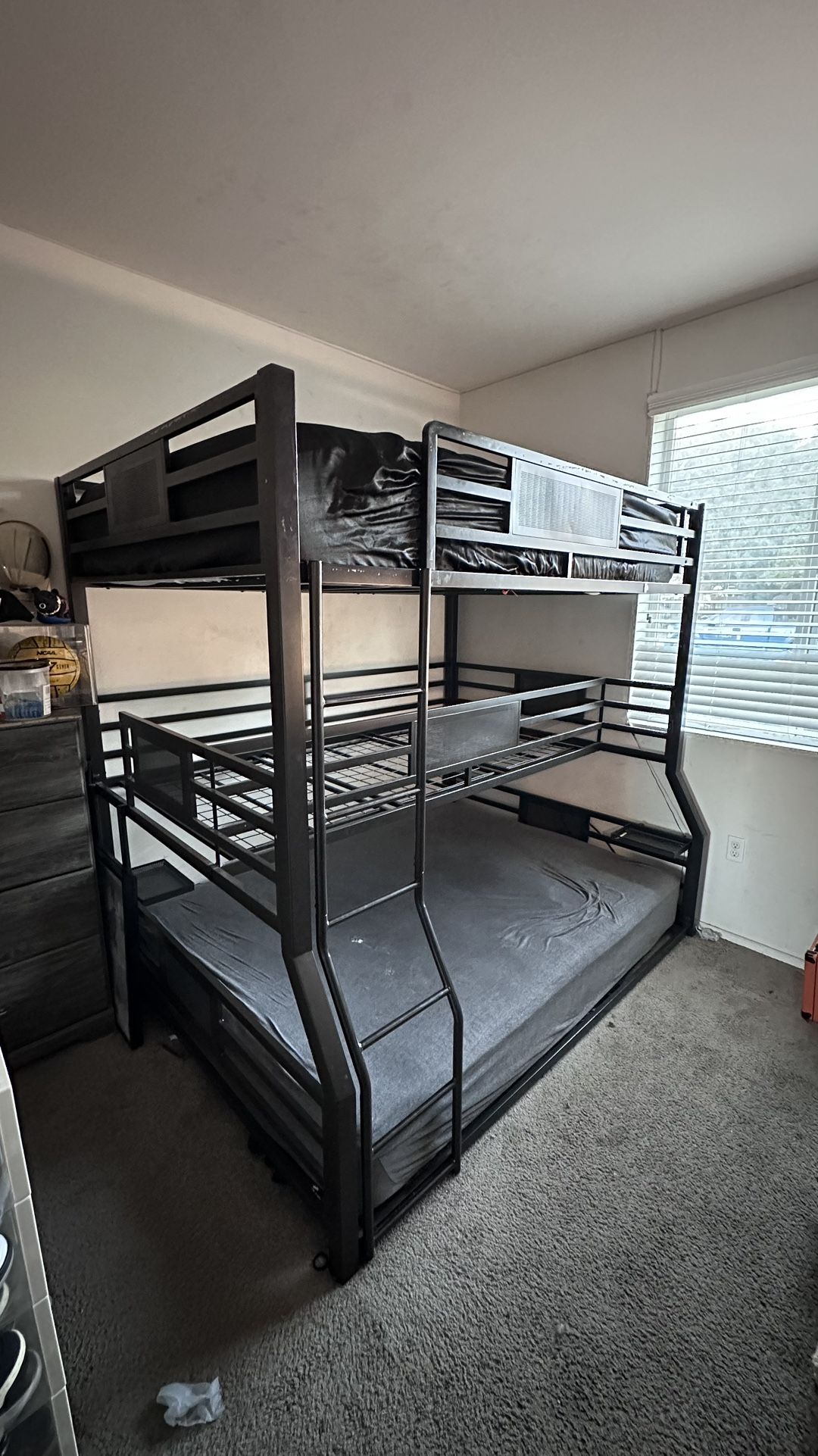 Triple Bunk Bed 
