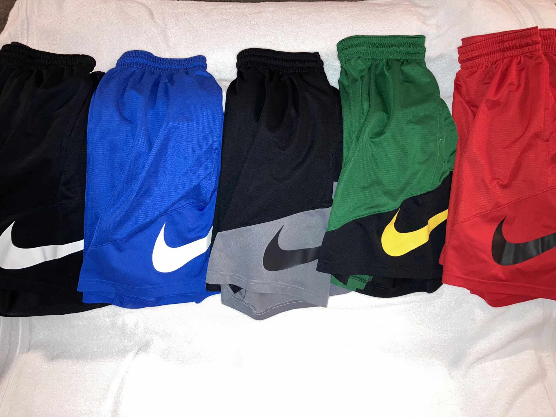 Mens Nike Shorts-XL