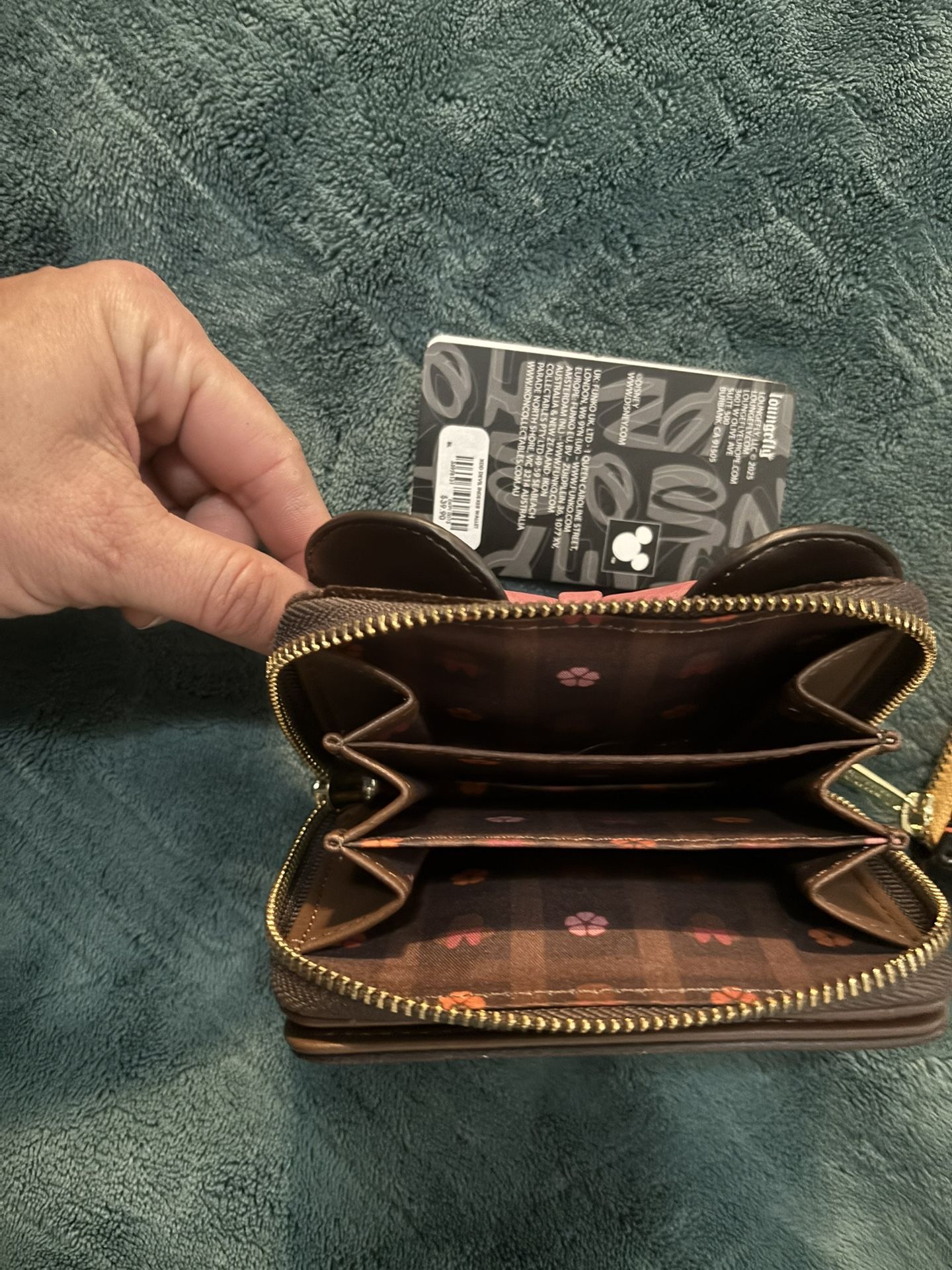 Minnie Mouse Loungefly Wallet