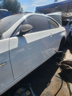 2007-2011 BMW 3 SERIES COUPE DRIVER SIDE DOOR!