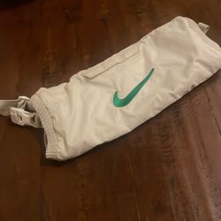 Nike Hand Warmer 
