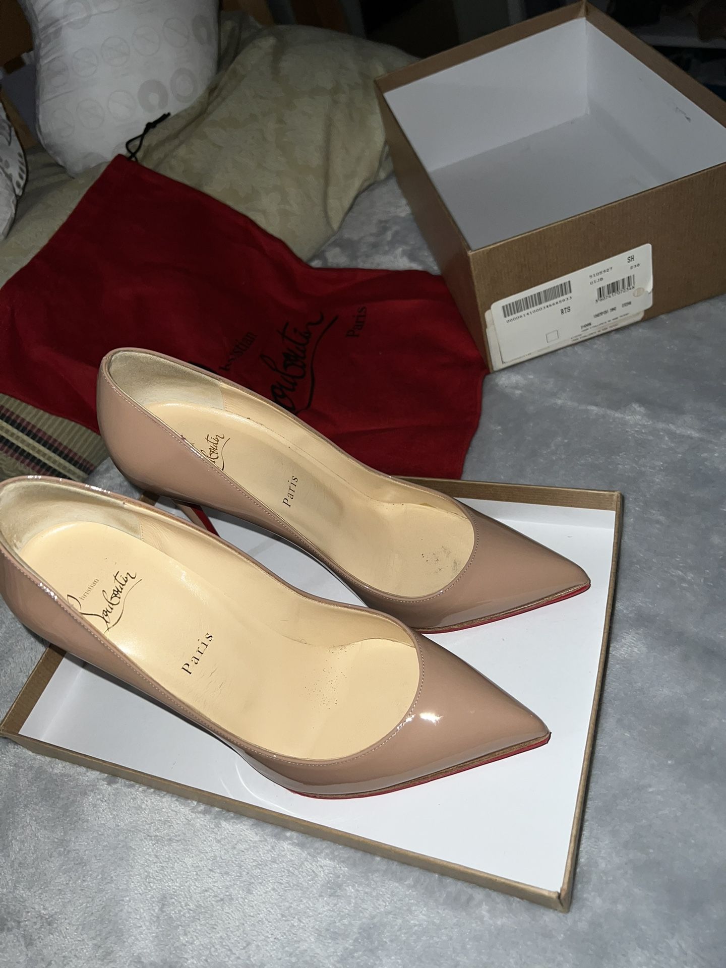 $300 Christian louboutin Pigalle 100 Patent Nude 38.5