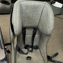 Clek Foonf Convertible Car seat 