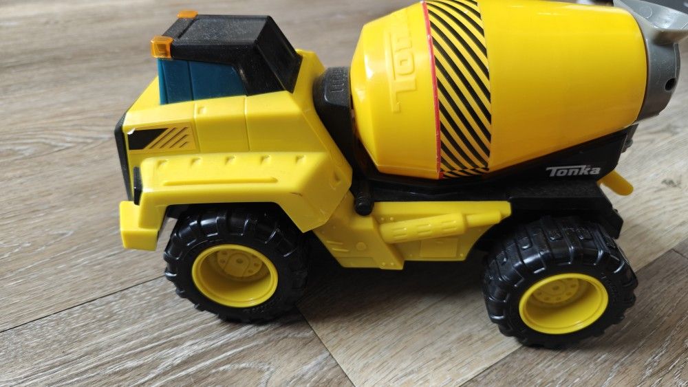 Cement Mixer - Funrise Tonka Power Movers