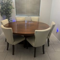 Beautiful 72 Inch Round Oak Dining Table & Chairs – Warm Brown Finish