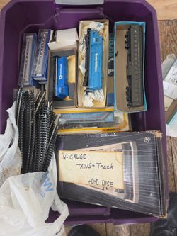 Model trains antique