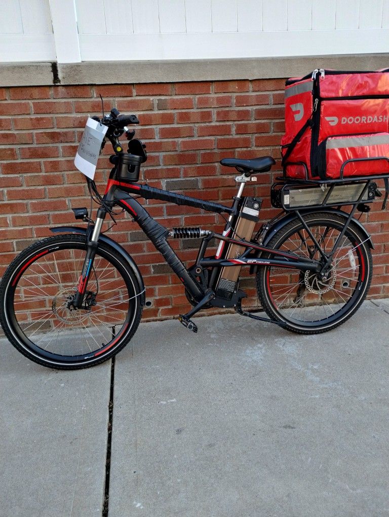 DELIVERY EBIKE GREAT CONDITION , Slightly Negotiable
