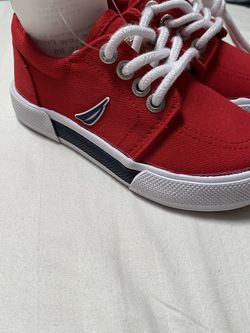 Náutica Red Canvas Toddler Size 7