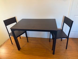 Table and Chairs Set