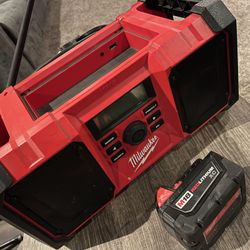 MILWAUKEE M18 RADIO w/Battery