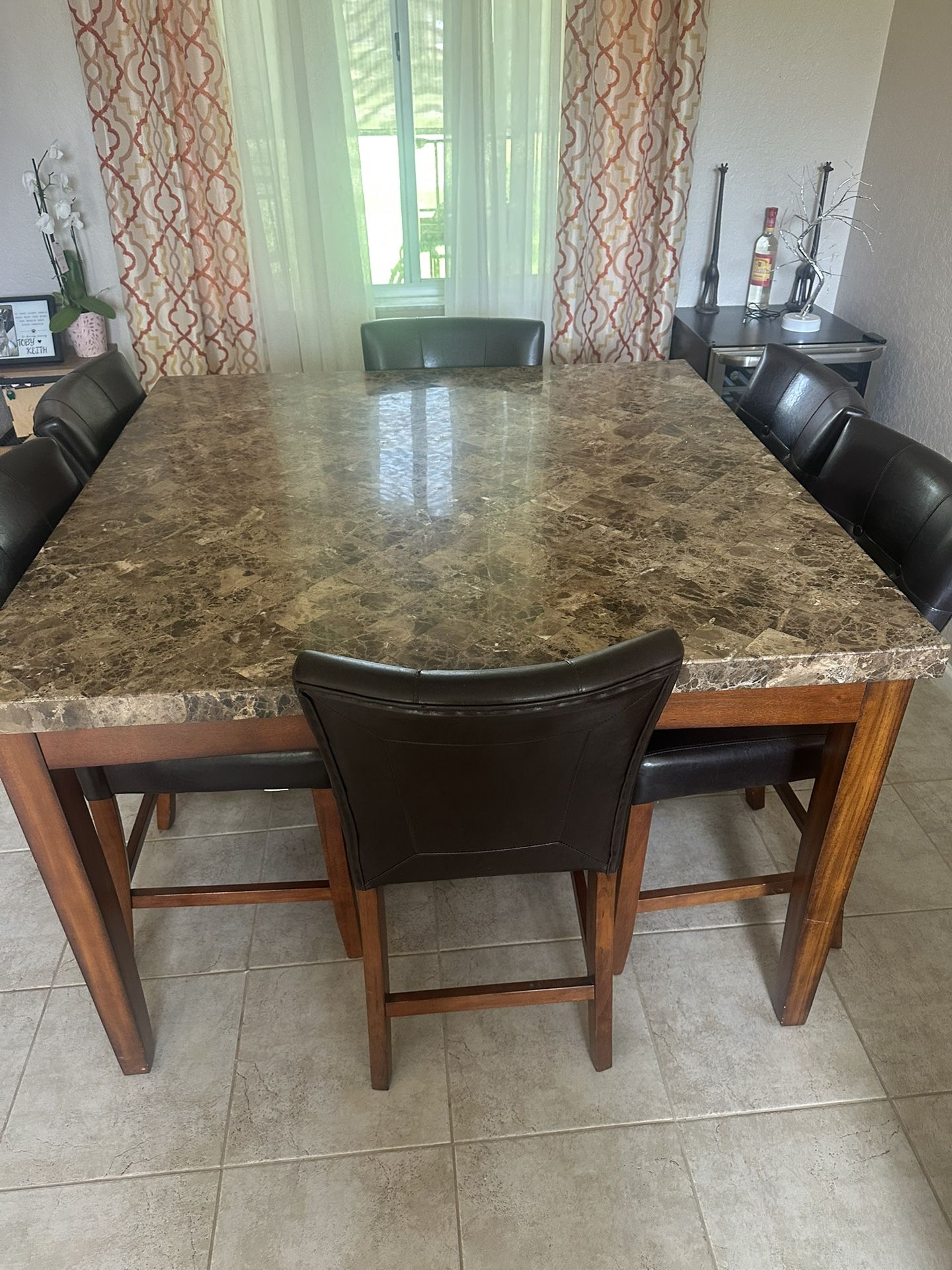Like New Granite Table And 6 Chairs