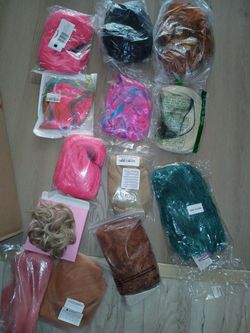 New halloween wigs $6 Each pelucas