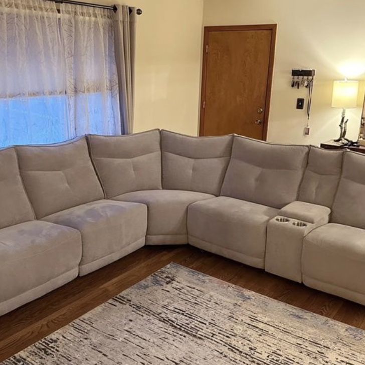 Sectional Sofa w/ 3 Recliners : Must be out by Friday night!