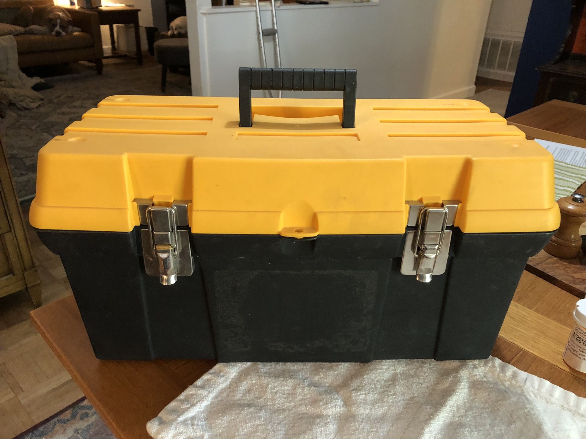 ZAG Tool Box Plastic 18”