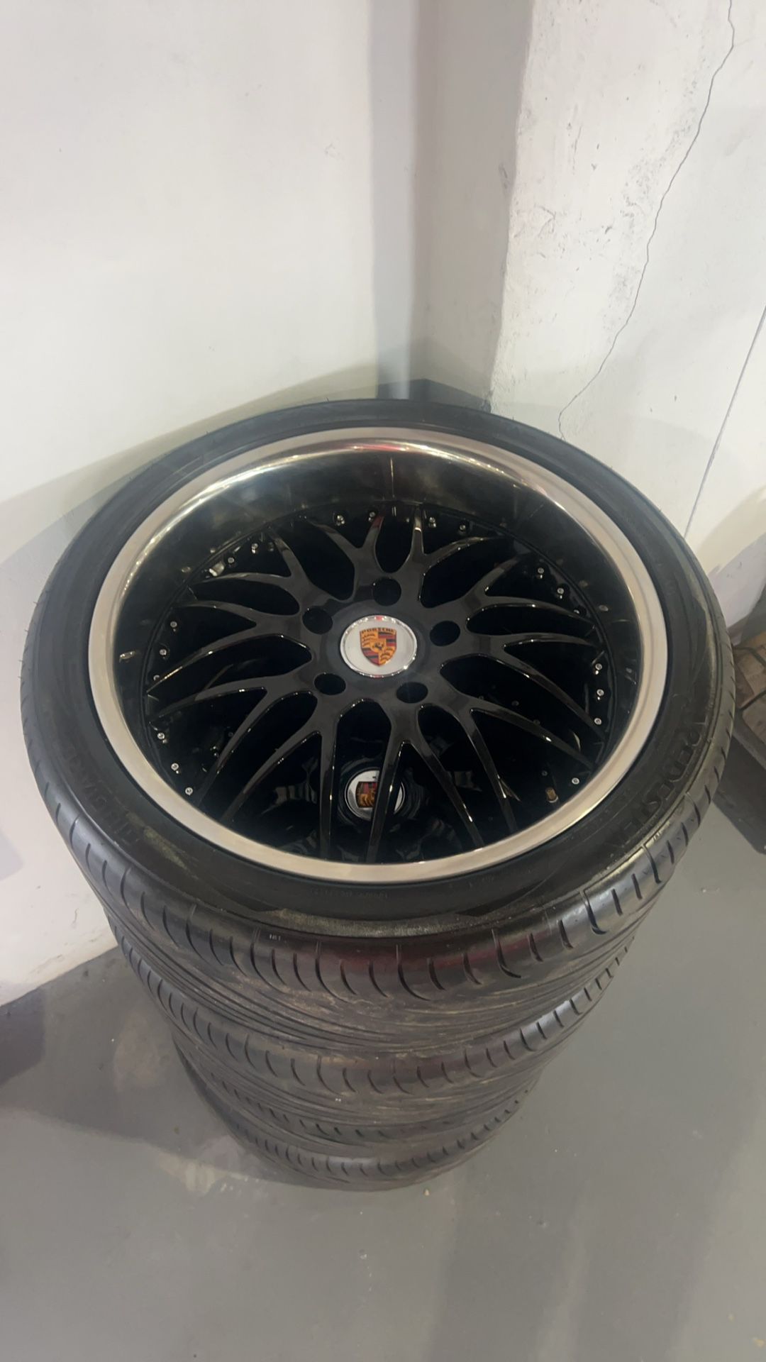 19 Inch Porsche Wheels With Vredstein Ultrac Sessanta tires