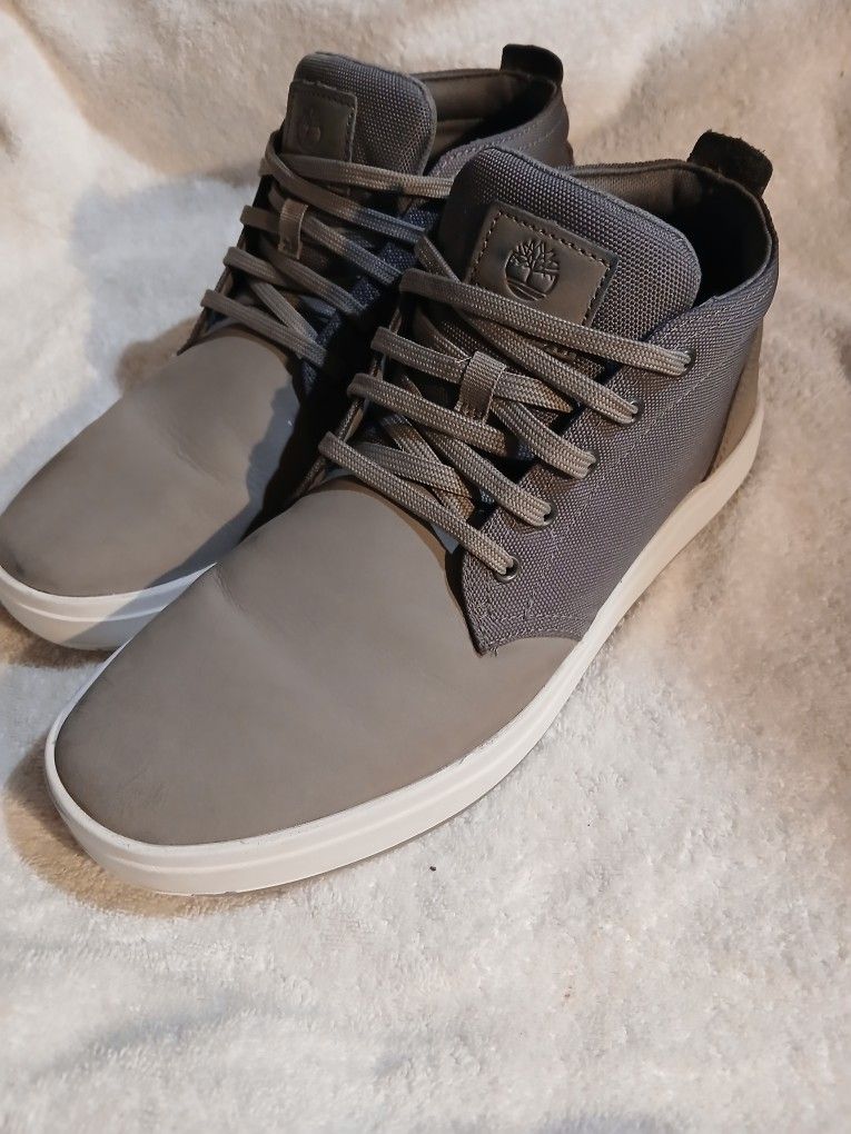 Low Top Timberlands Sz 9.5