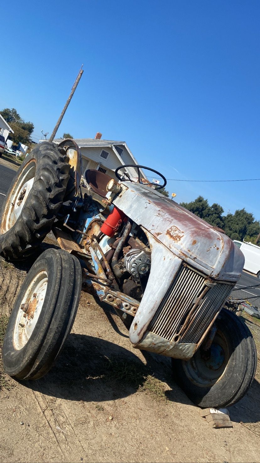 Ford Tractor PTO Funds And Drives