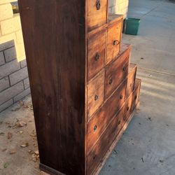 Antique Chest Of Drawers 