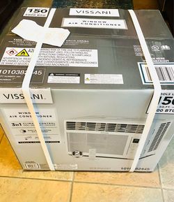 VISSANI 5000 BTU 115-Volt Window Air Conditioner  Cools 150 sq. ft. with Remote and Dehumidifier in White~New in Sealed Box