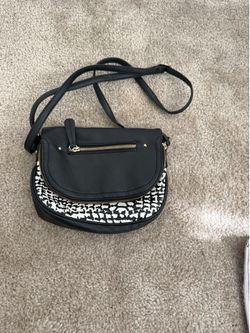Apt 9 bag