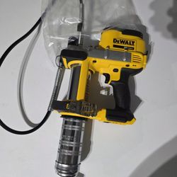 Dewalt Grease Gun 