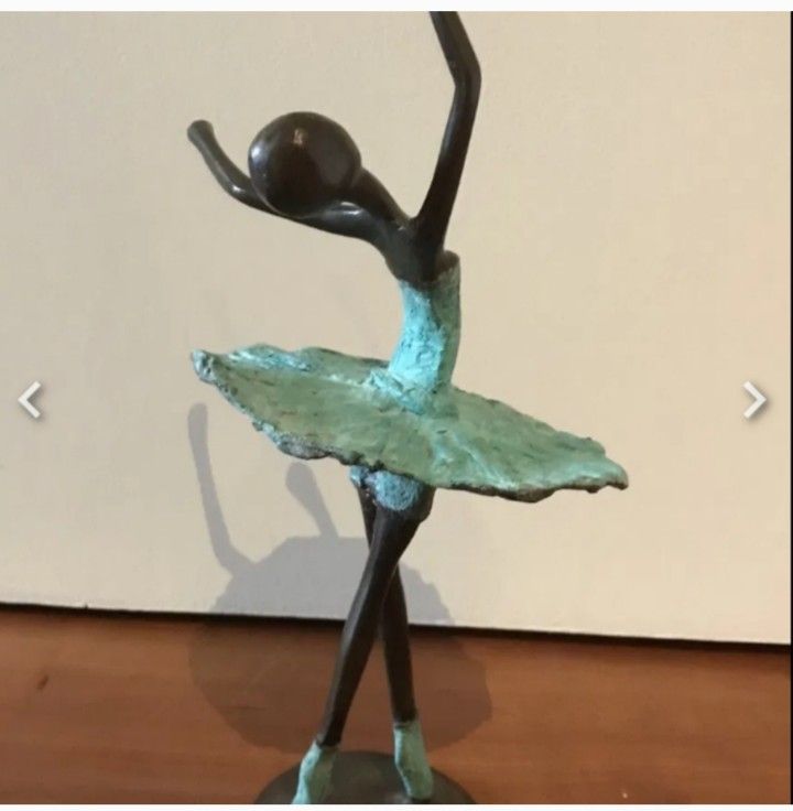 Bronze sculpture"Danseuse de ballet, by Moo Goo African designer,unique piece,