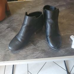 Black Boots