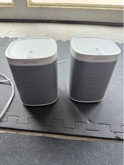 Pair of Sonos Play:1 Wireless Speakers - White (Set of 2)