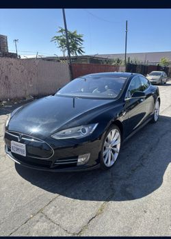 2013 Tesla Model S P60
