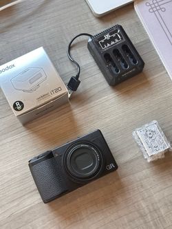 Ricoh GRIIIX HDF / GR IIIX HDF with accessories (mint)!