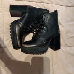 Steve Madden Boots