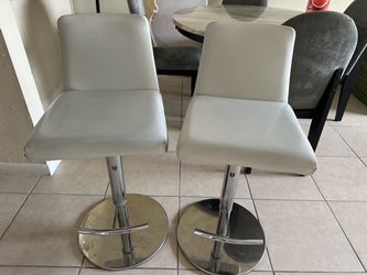 Set of 2 White Faux Leather Swivel Bar Stools