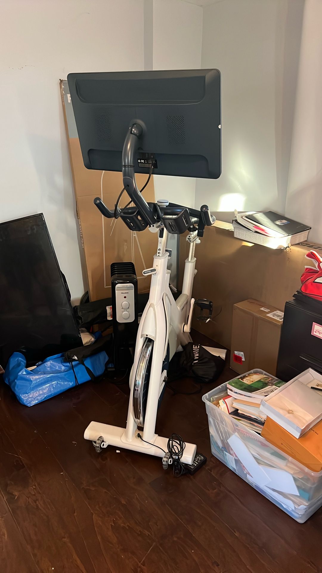 myx fitness bike (hardly used) willing to negotiate