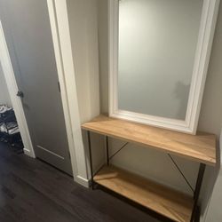 Entryway Console Table - Great condition