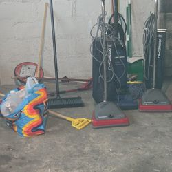 Commercial cleaning equipment