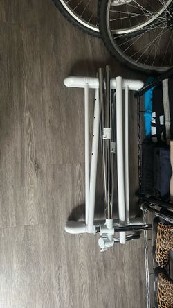 Clothes rack