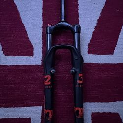 Fox 32 Step-Cast (SC) suspension fork