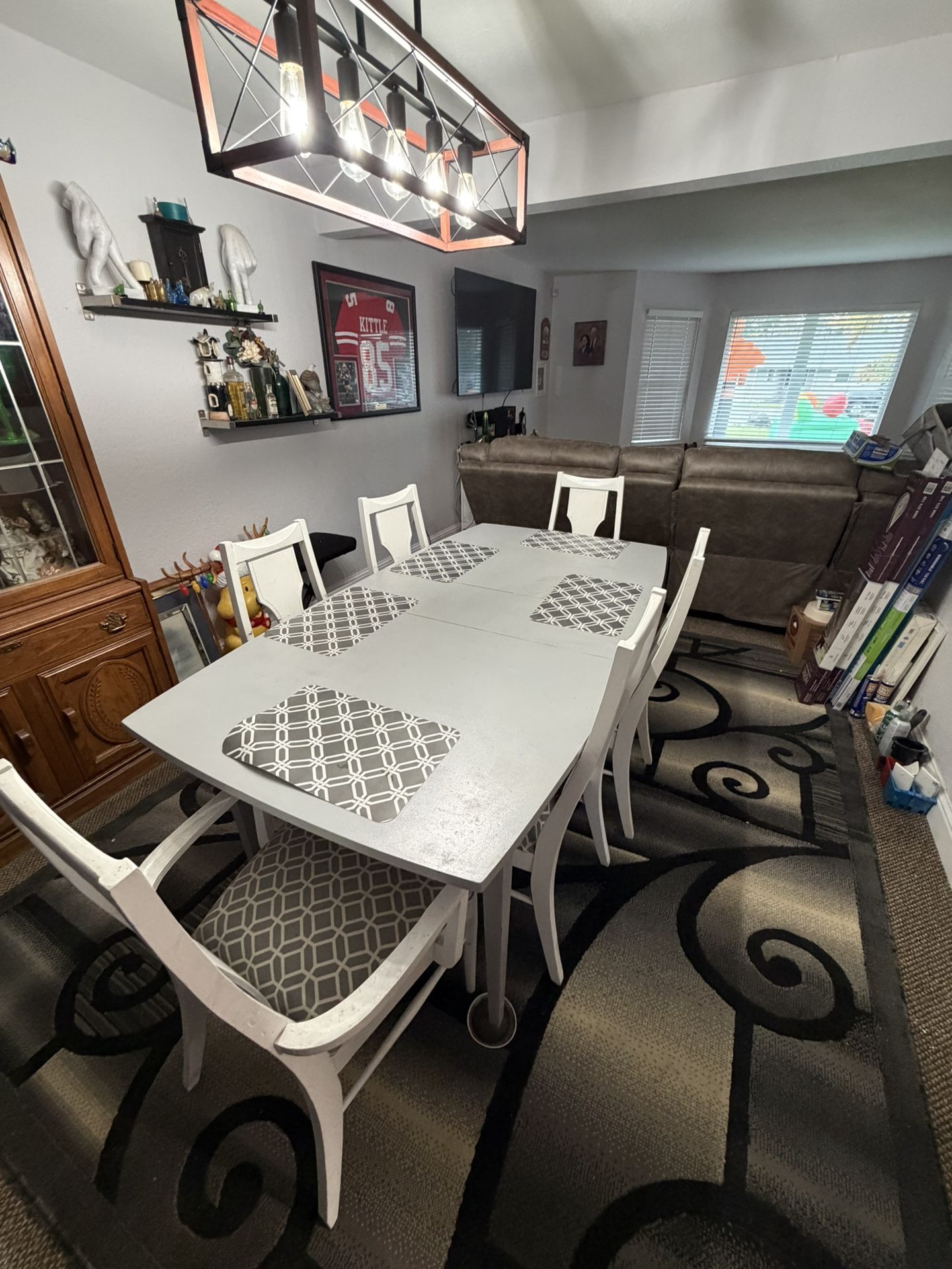 Dining Room Table With Chairs