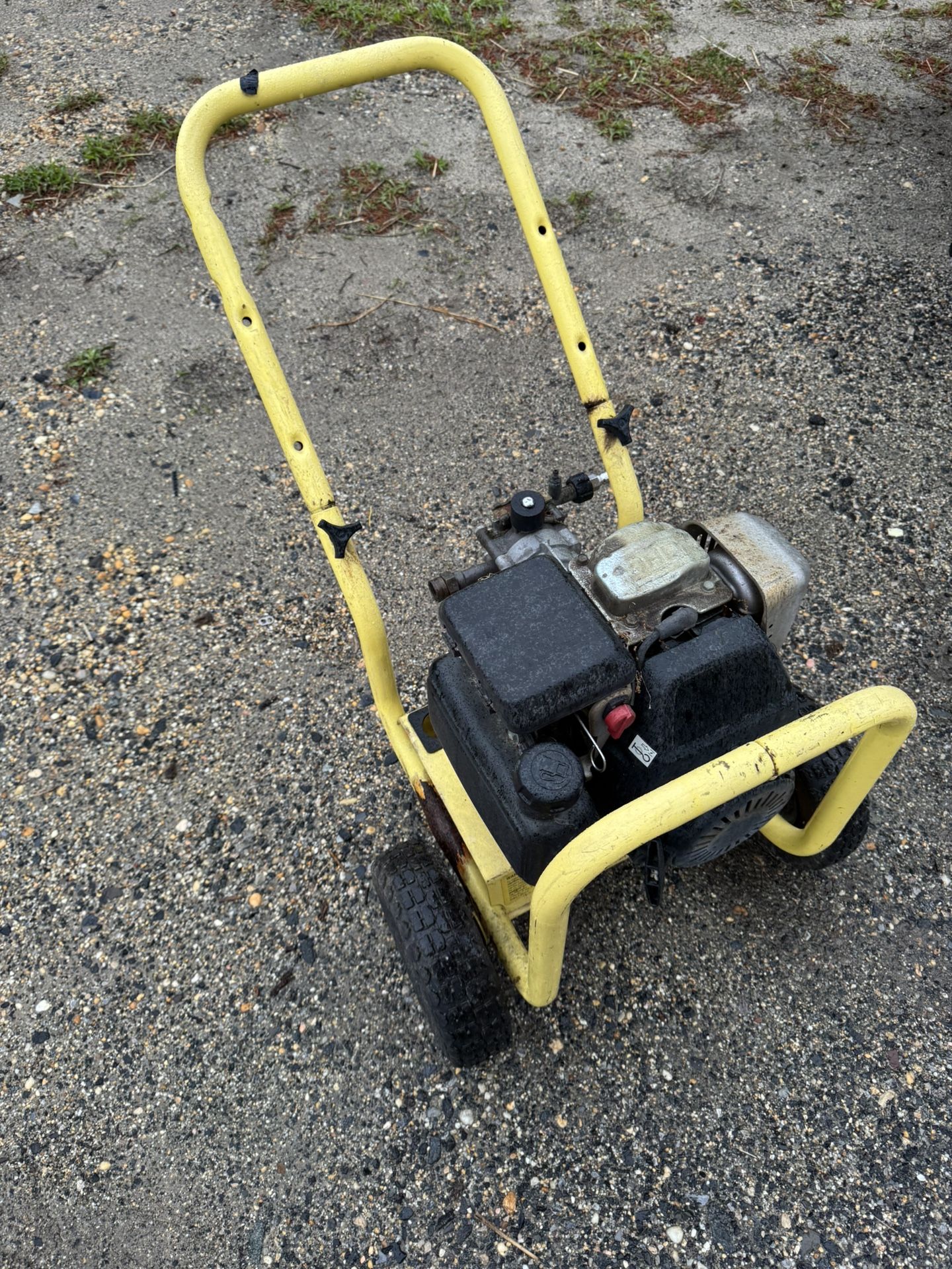 2300 psi pressure washer