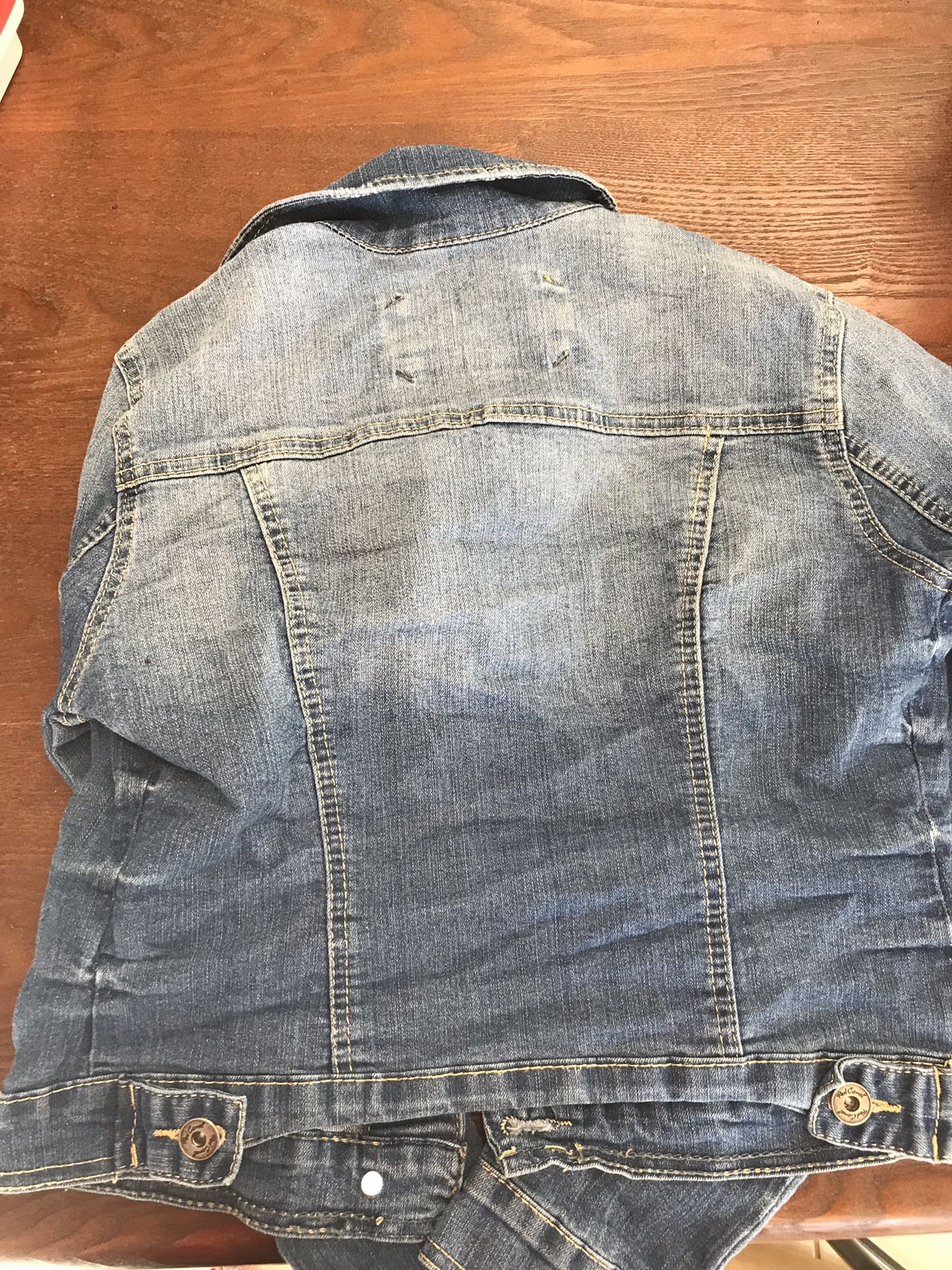 Jean jacket size small